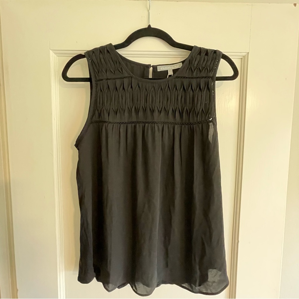 Daniel rainn blouse size small